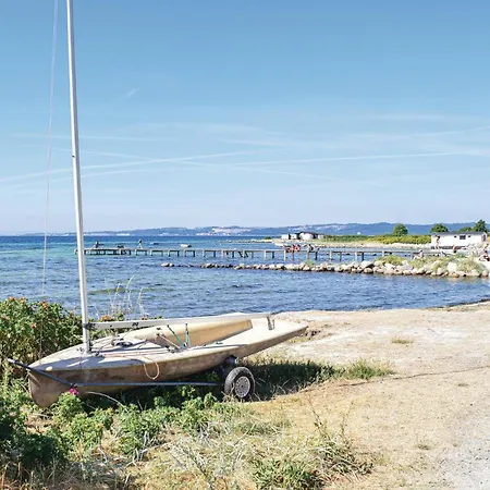 Tatil Evi Beach Front Home In Ebeltoft With Sauna
