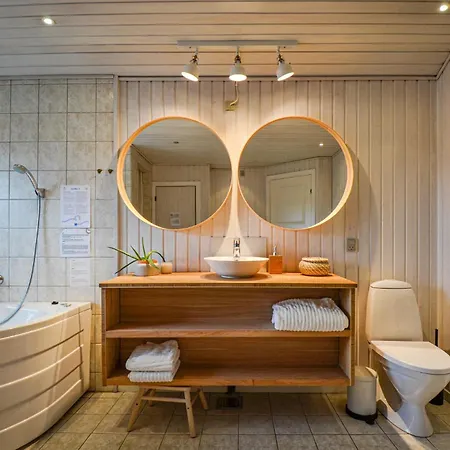 Beach Front Home In Ebeltoft With Sauna Tatil Evi *
