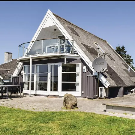 Tatil Evi Beach Front Home In Ebeltoft With Sauna *