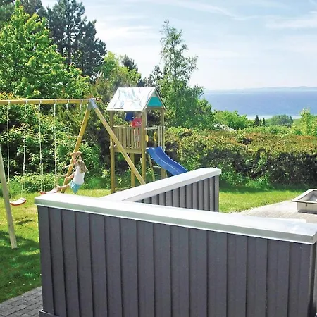 Beach Front Home In Ebeltoft With Sauna Tatil Evi